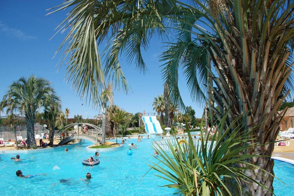 Camping Resort Les Champs Blancs Agde Εξωτερικό φωτογραφία