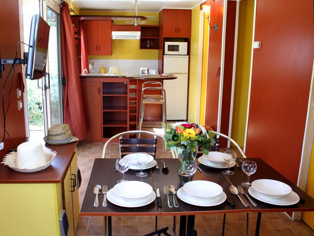 Camping Resort Les Champs Blancs Agde Εξωτερικό φωτογραφία