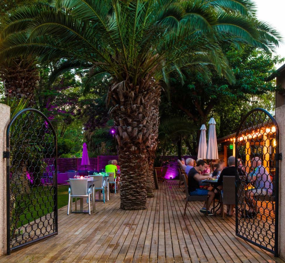 Camping Resort Les Champs Blancs Agde Εξωτερικό φωτογραφία