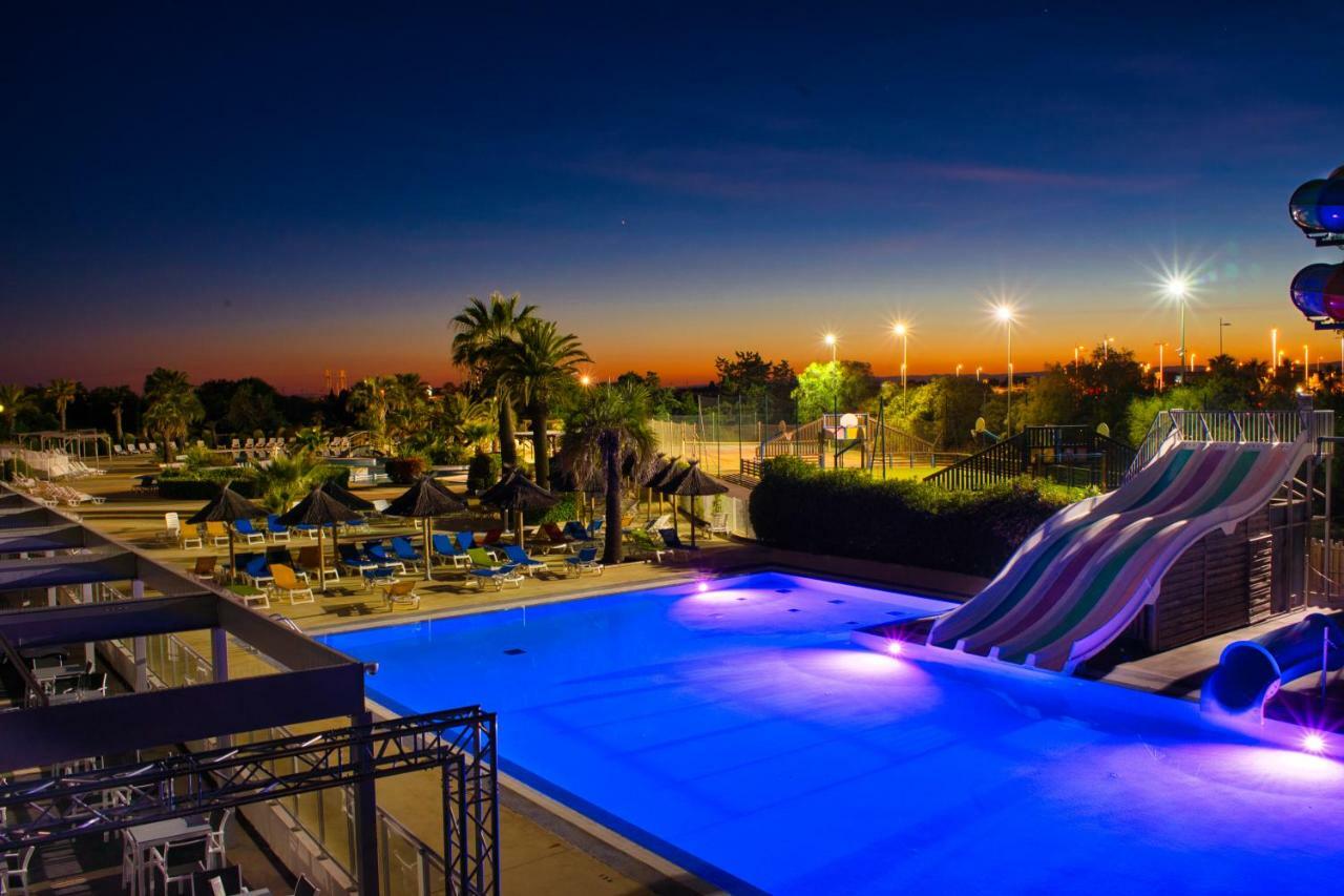 Camping Resort Les Champs Blancs Agde Εξωτερικό φωτογραφία